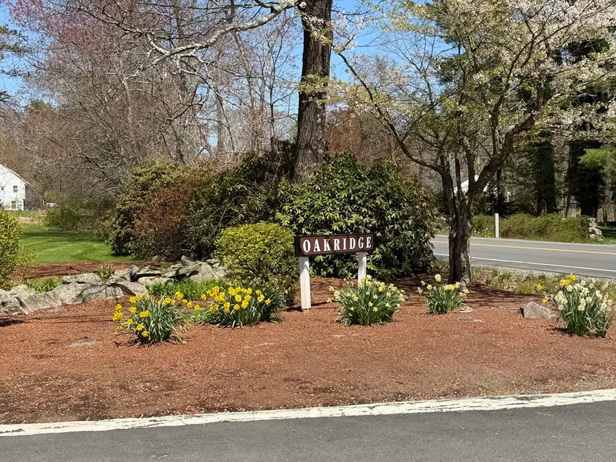79 Oakridge Dr. #79, Londonderry, NH 03053 - #2