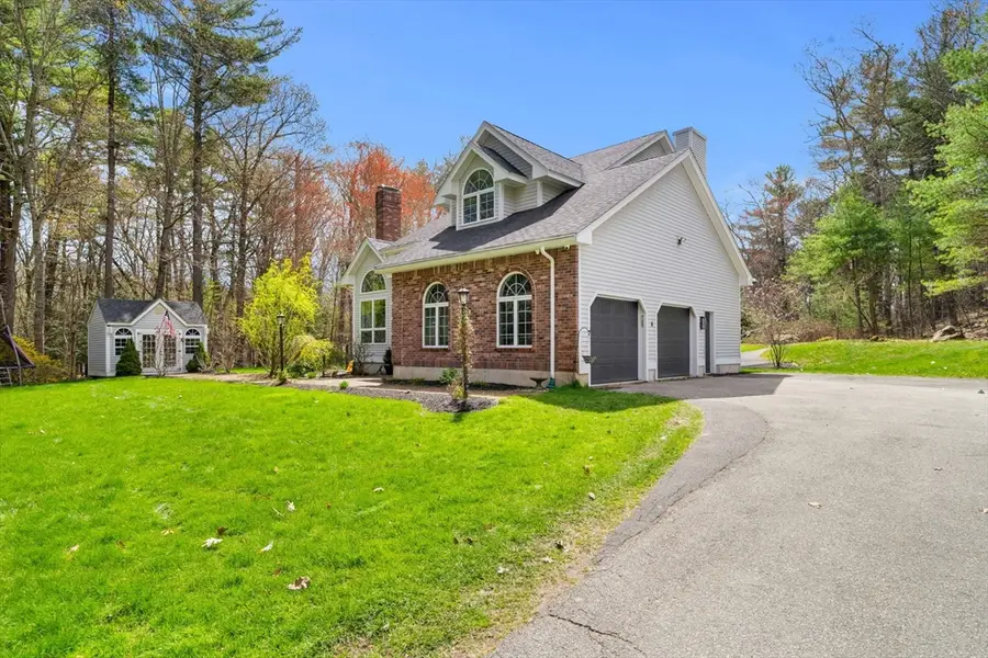 6 Foster Street, Boxford, MA 01921 - #2