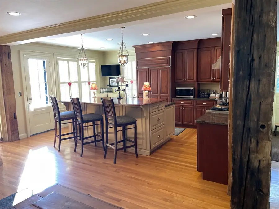 7 Prospect St, Shrewsbury, MA 01545 - #3