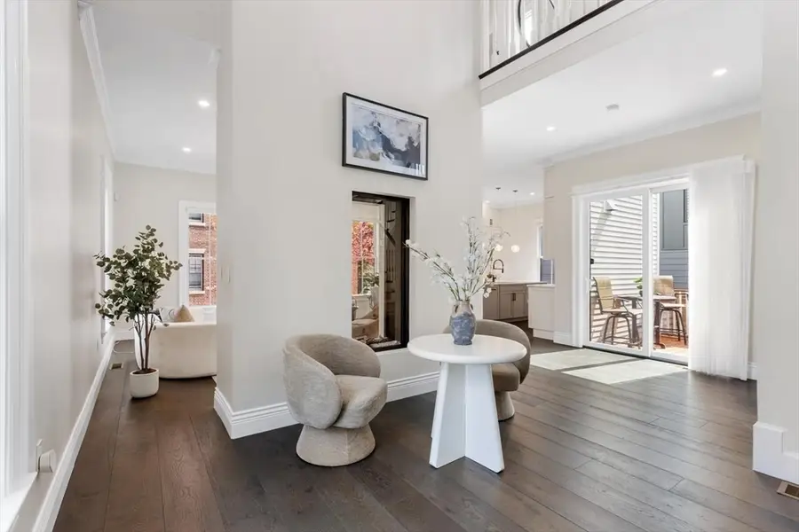 160 Norfolk St #1, Cambridge, MA 02139 - #2