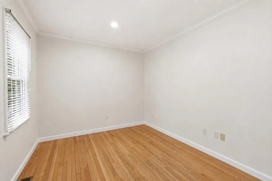 22 Barrett Street, Needham, MA 02492 - #3