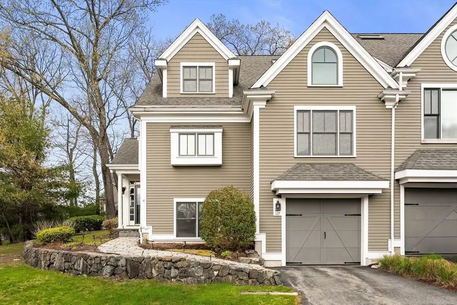 127 Johnson Woods Dr #127, Reading, MA 01867 - #2