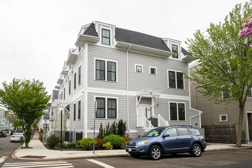 24 Rush St #I, Somerville, MA 02145 - #1