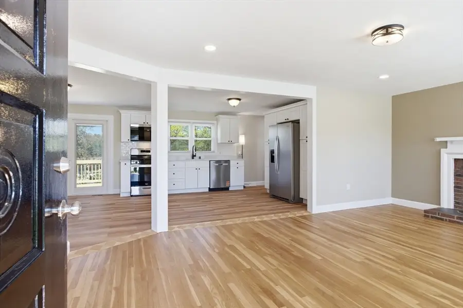 671 Nashua Rd, Dracut, MA 01826 - #3