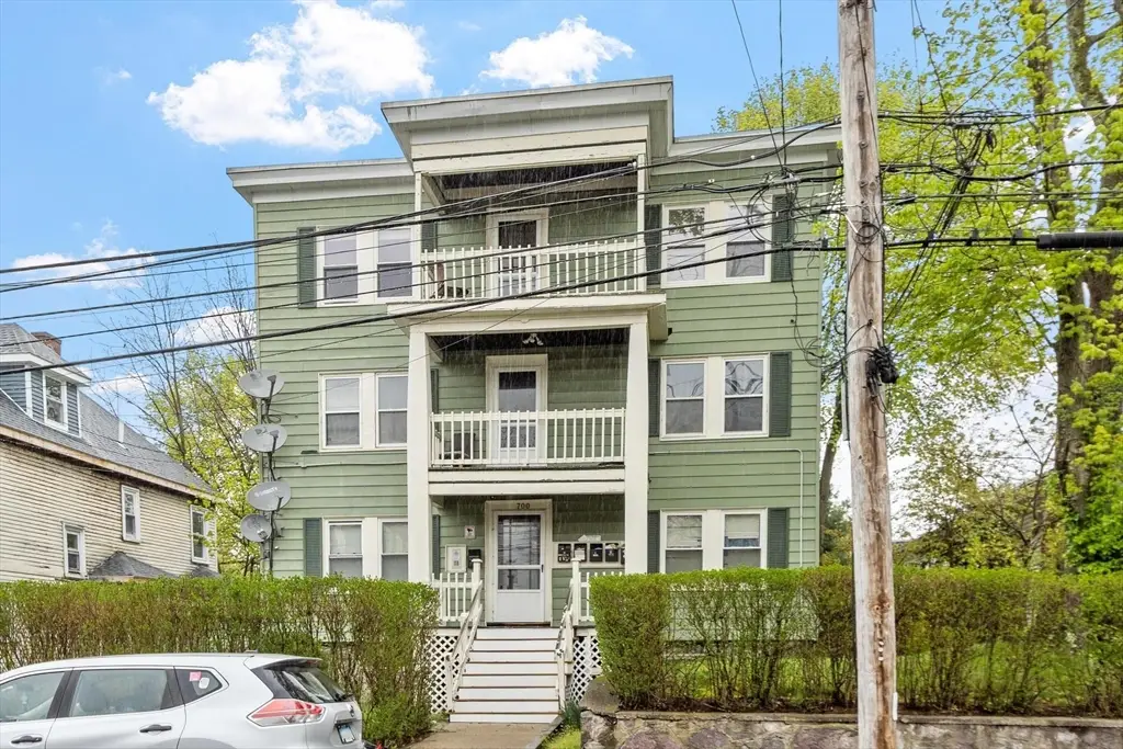 700 Metropolitan Ave, Boston, MA 02136 - #1