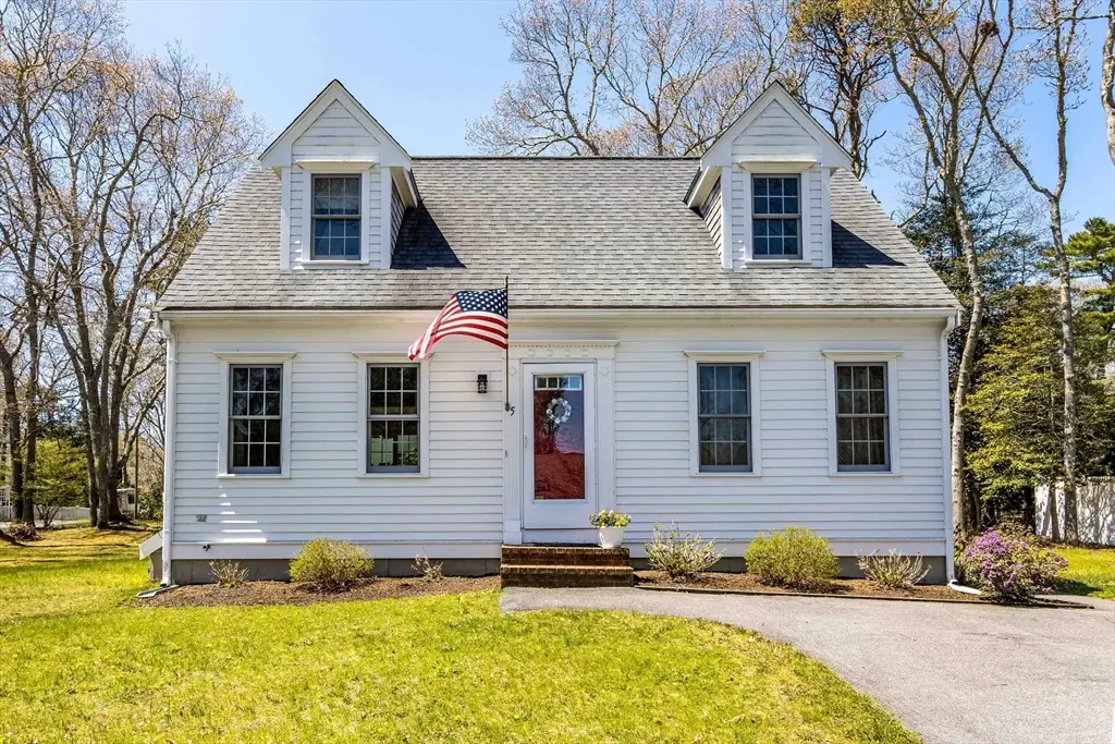 5 Raspberry Lane, Marstons Mills, MA 02648 - #1