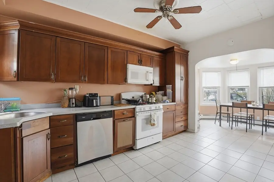19 Hayes Street, Framingham, MA 01702 - #3