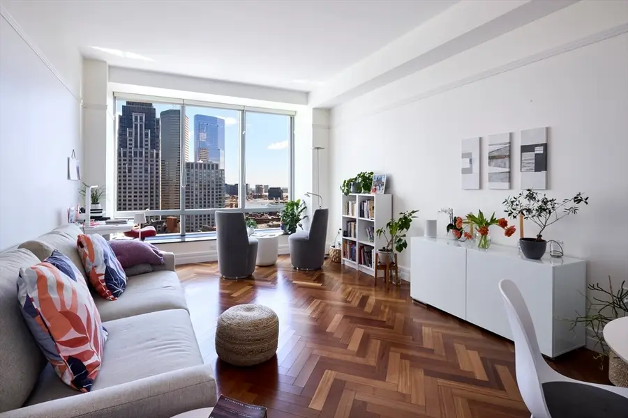 2 Avery #22A, Boston, MA 02111 - #3
