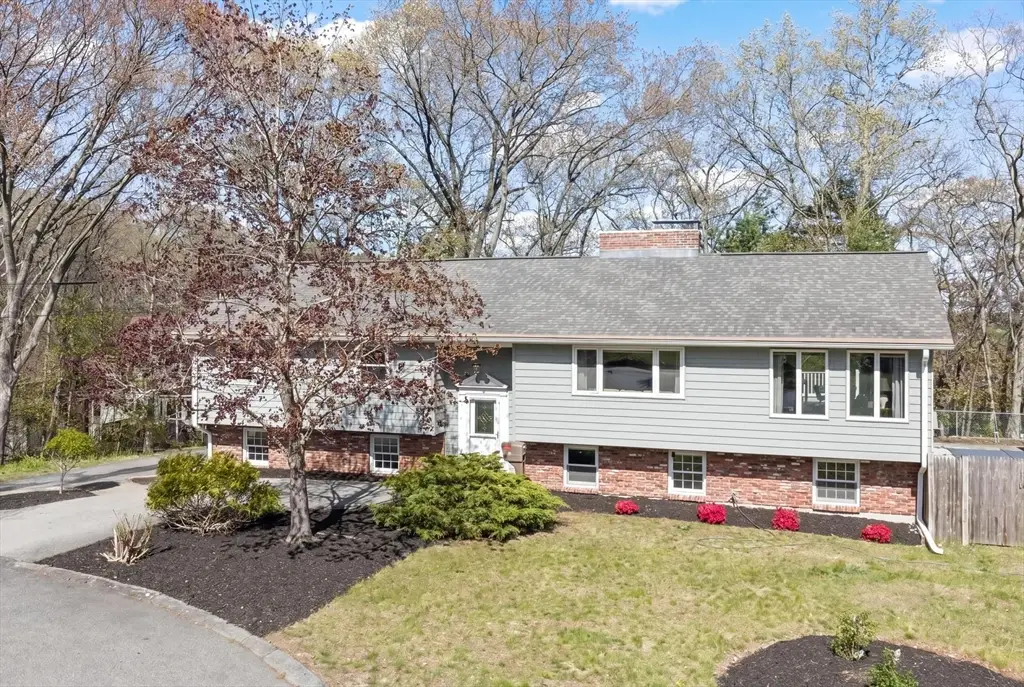 16 Briscoe Street, Woburn, MA 01801 - #1
