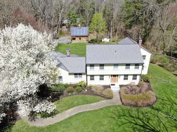 136 Plympton Road, Sudbury, MA 01776
