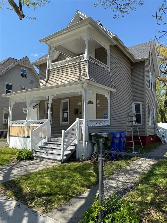 108 Alden St, Springfield, MA 01109 - #2
