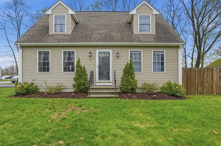 11 California Avenue, Bellingham, MA 02019 - #2