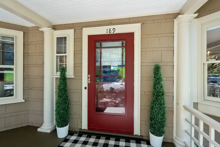 189 Mount Vernon St, Newton, MA 02465 - #2