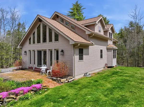61 Monson Turnpike Rd, Petersham, MA 01366