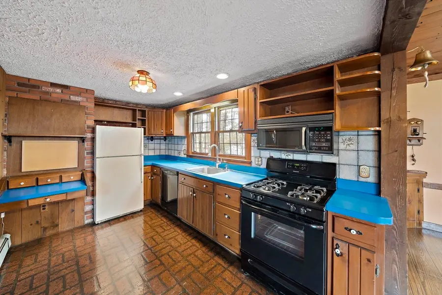 61 Belmont St, Weymouth, MA 02188 - #2
