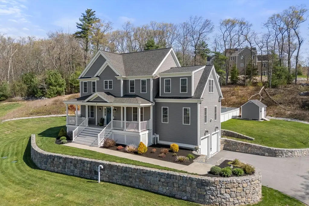 9 Jewell Xing, Mendon, MA 01756 - #1