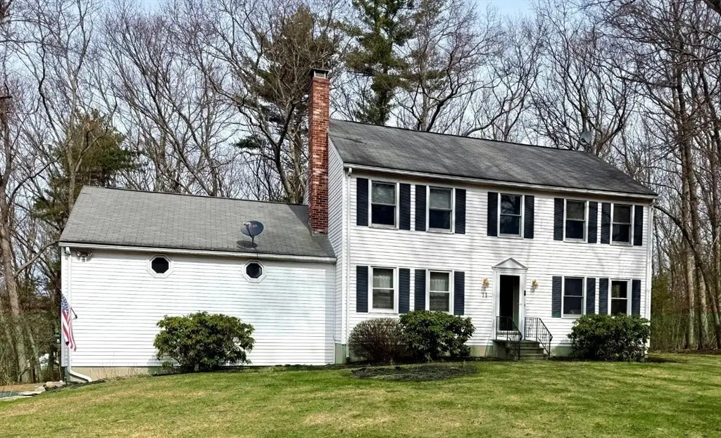 11 Quail Run Rd, Bellingham, MA 02019 - #1