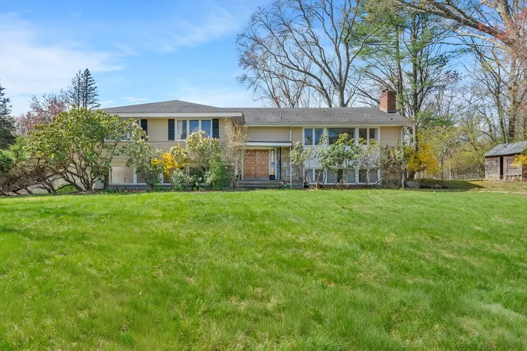 14 October Ln, Weston, MA 02493 - #1