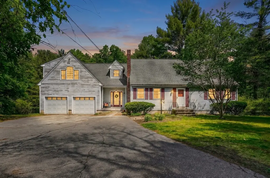 271 Hoyts Wharf Rd, Groton, MA 01450 - #1