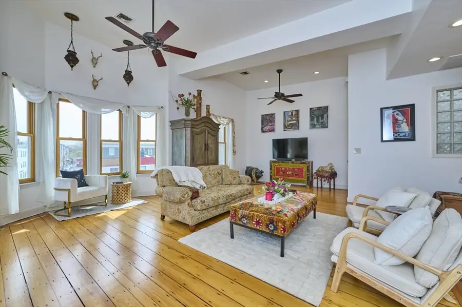 1247 Cambridge St #3, Cambridge, MA 02139 - #2