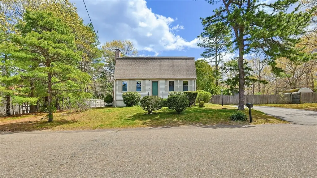 20 Worrall Rd, Plymouth, MA 02360 - #1