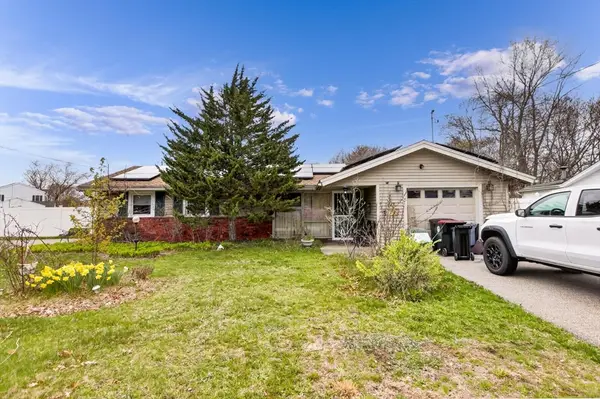 428 Hovenden Ave, Brockton, MA 02302