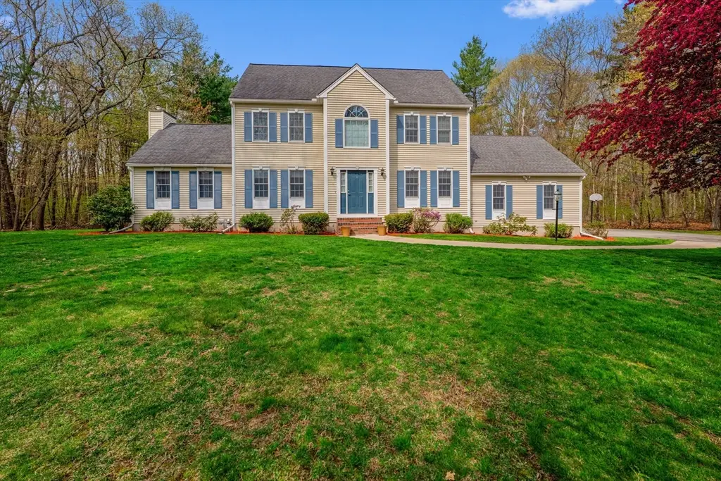 10 Gates Farm Circle, Haverhill, MA 01832 - #1