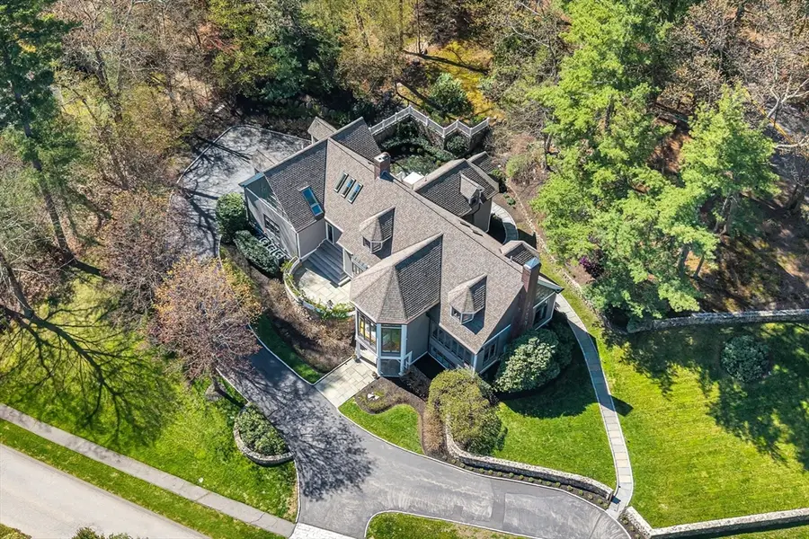 1 Graystone Ln, Weston, MA 02493 - #3