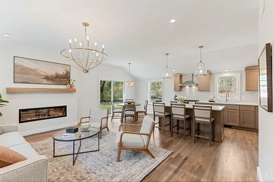 1111 Main St, Norwell, MA 02061 - #2