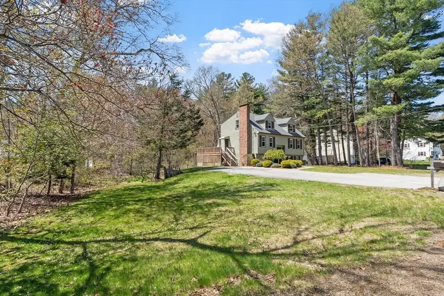 128 Beech St, Tewksbury, MA 01876 - #3