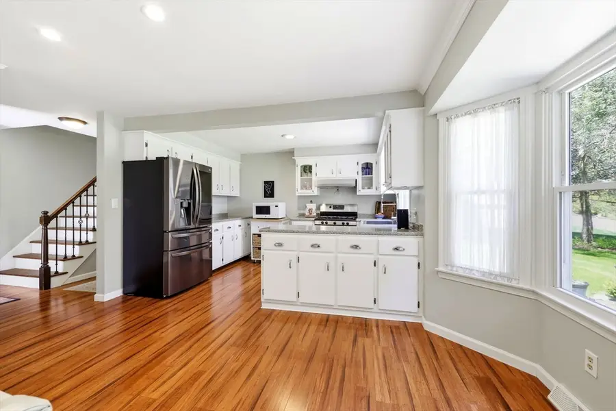 18 Fox Run Ln, Hampden, MA 01036 - #2