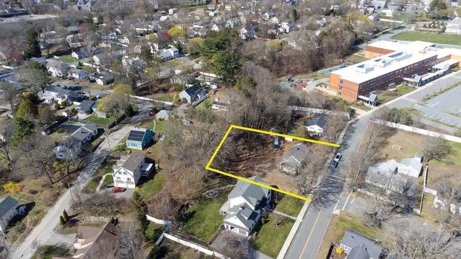 5 Murphy Ave #A, Newburyport, MA 01950 - #3