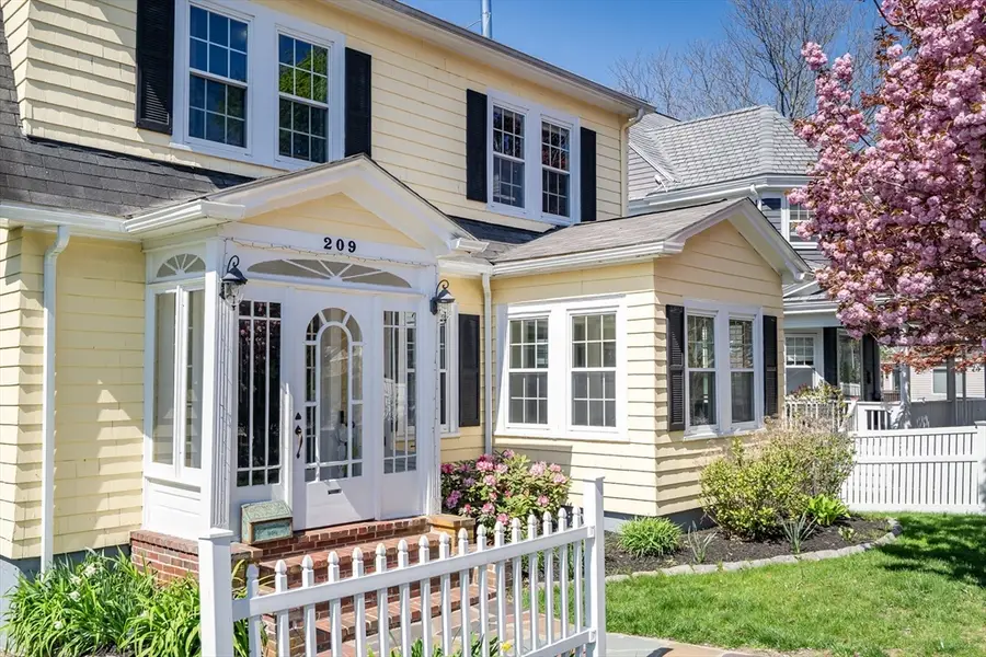 209 Beech St, Boston, MA 02131 - #2
