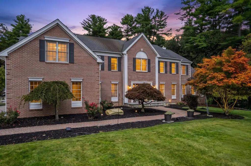 25 Valley View Drive, Grafton, MA 01536 - #1