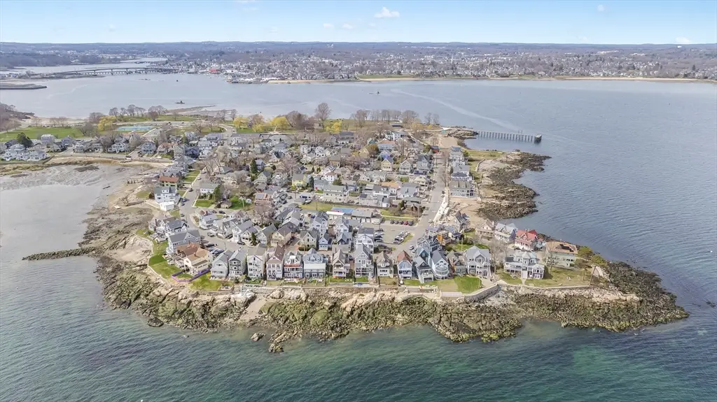 107 Bay View Ave, Salem, MA 01970 - #1