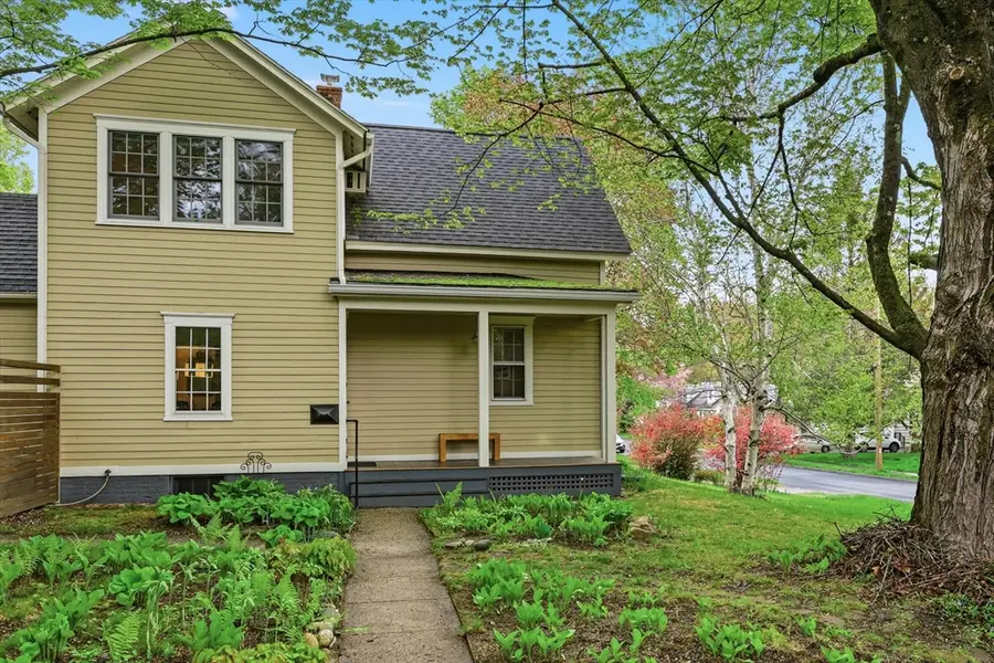 106 Chestnut St, Northampton, MA 01062 - #3