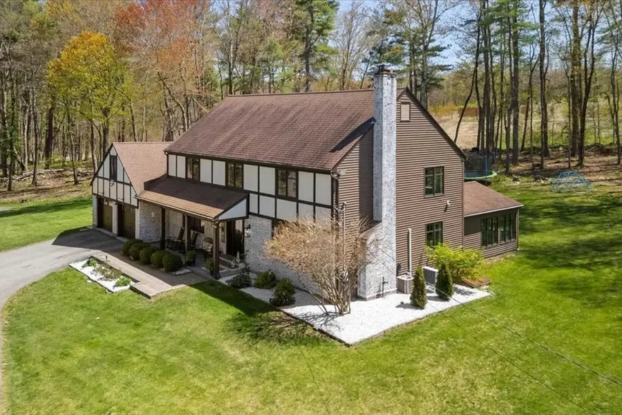 379 South Street, Auburn, MA 01501 - #2