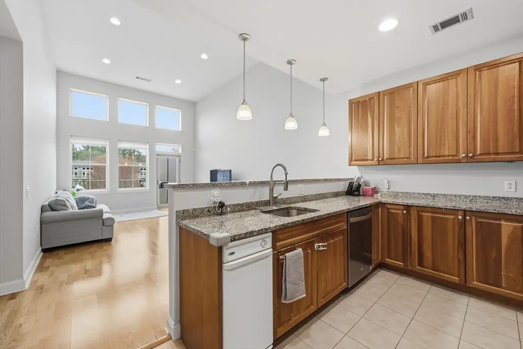 3 Harvest Dr #310, North Andover, MA 01845 - #1