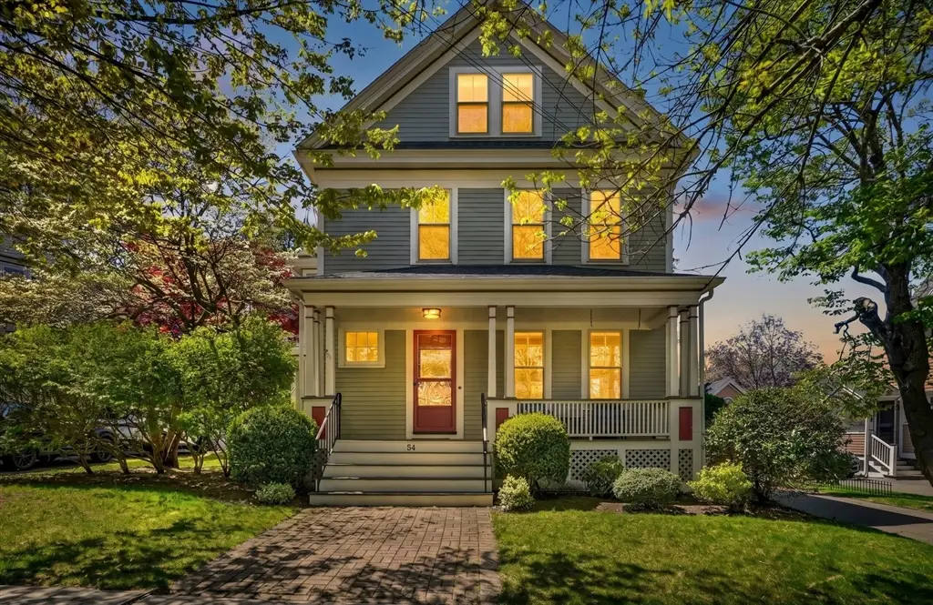84 Lincoln St, Melrose, MA 02176 - #1