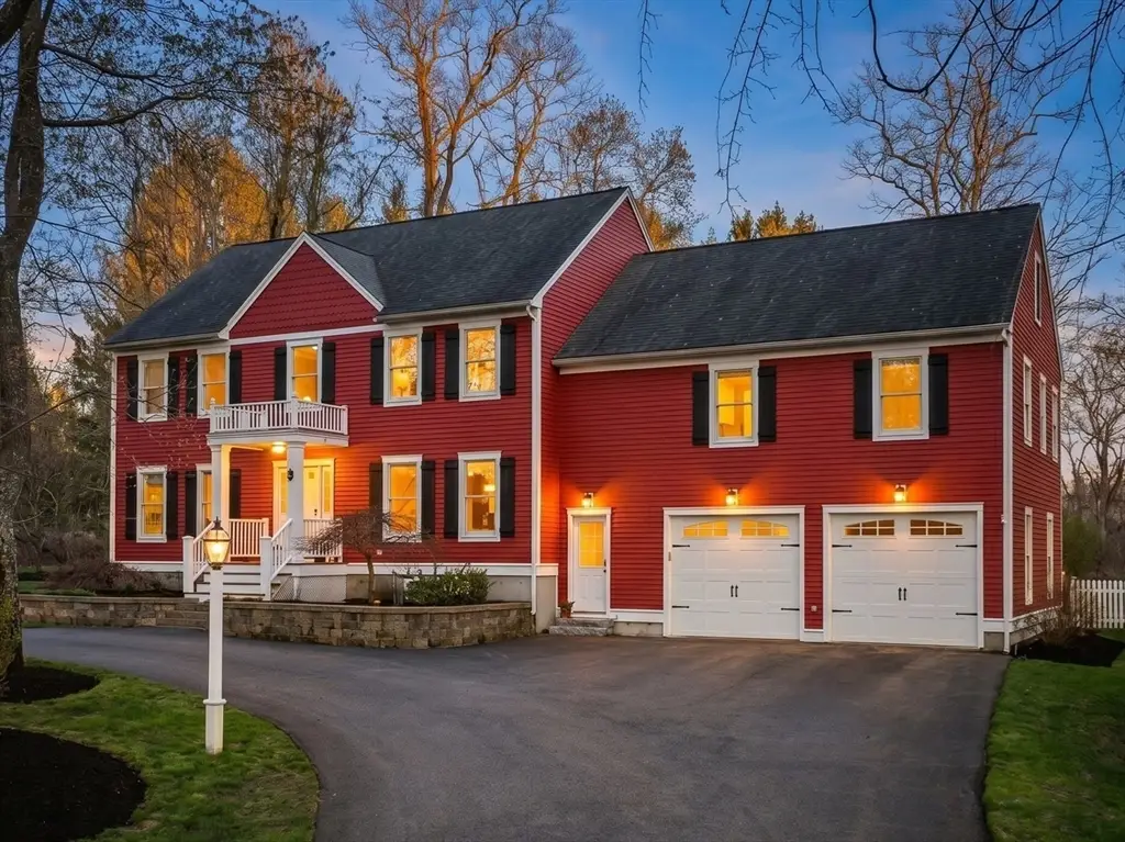 19 Crane Neck St, West Newbury, MA 01985 - #1