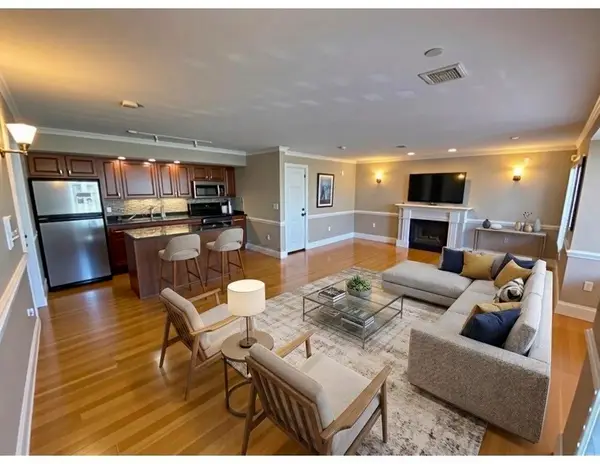 366 Dorchester Street #4, Boston, MA 02127