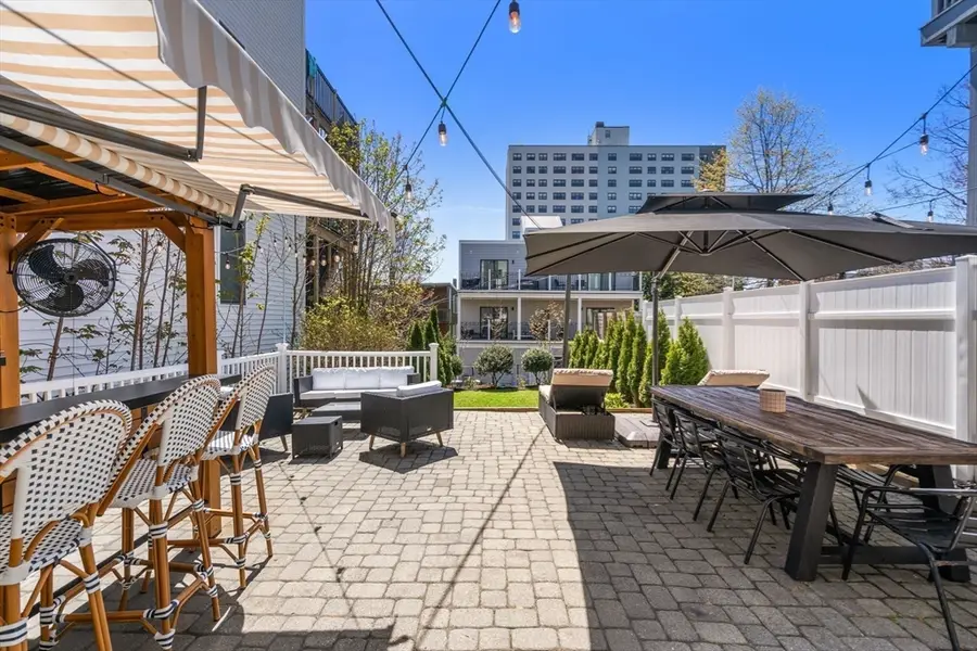 413 E 7th St #1, Boston, MA 02127 - #2