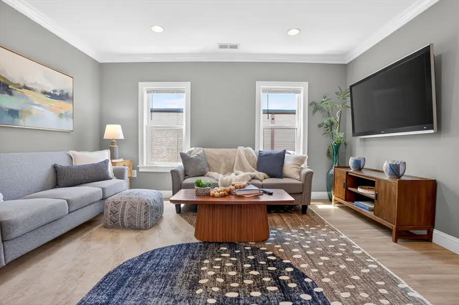 614 Bennington St #3, Boston, MA 02128 - #3