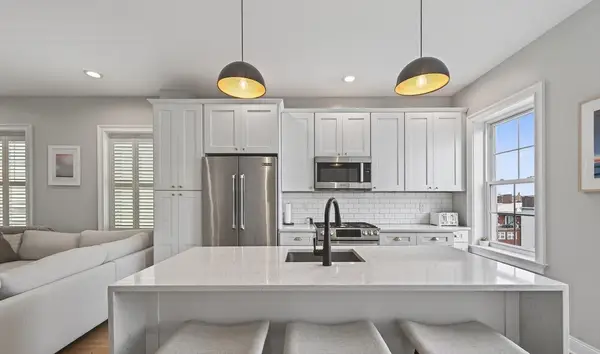 100 Webster St #3, Boston, MA 02128