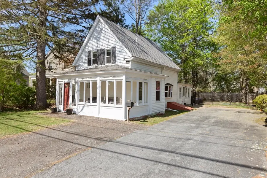 226 Central St, Foxboro, MA 02035 - #3