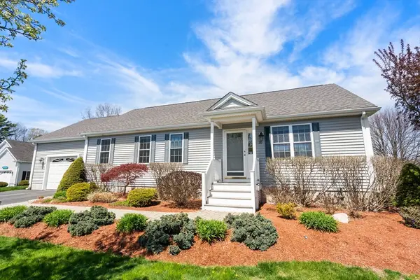 20 Harmony Crossing, East Bridgewater, MA 02333