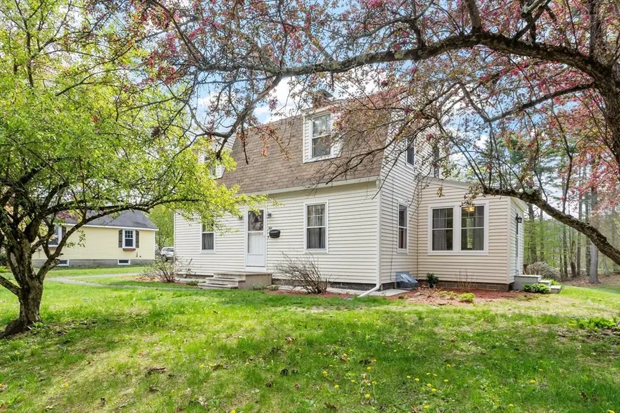 464 Pinedale Ave, Athol, MA 01331 - #2