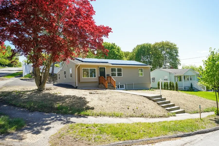 8 Sussex Ln, Worcester, MA 01602 - #2