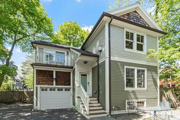 11 Brookford St #11, Cambridge, MA 02140