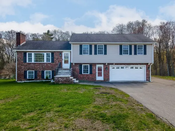 475 Arlington St, Dracut, MA 01826
